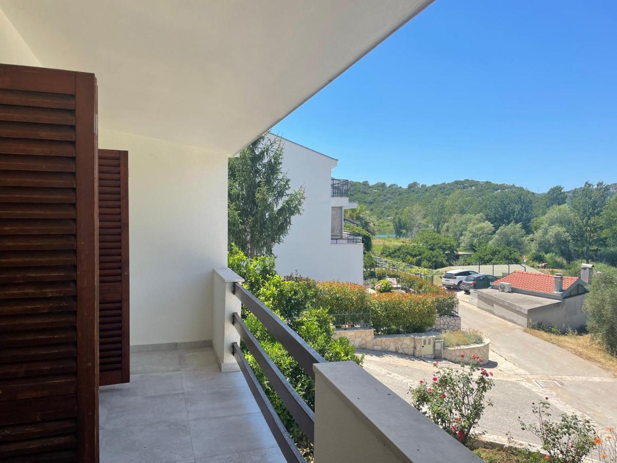Six Bedroom Holiday Home Matea Ploce  Exterior photo